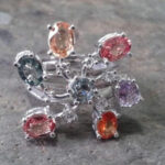 Anillo girasol con piedras